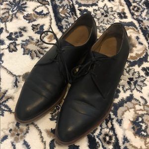 Everlane Black Leather Oxfords